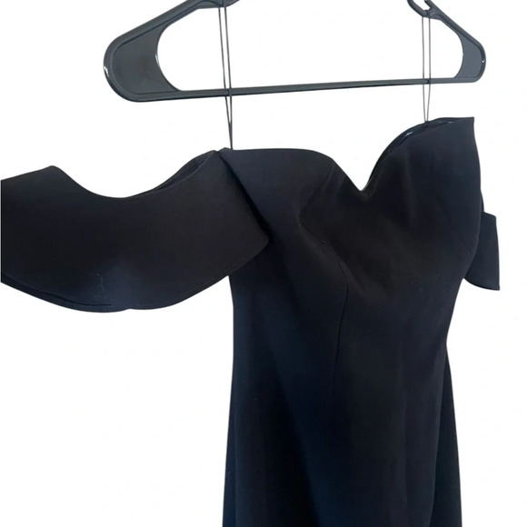 Likely Sunset Gown in Black - Picture 5 of 8